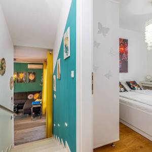 OTOK KRK, NJIVICE - dVoetažni apartman 150 metara od plaže