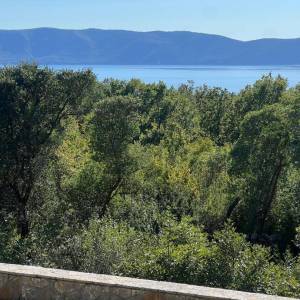 OTOK KRK, PINEZIĆI - Apartman s u prizemlju s pogledom na more