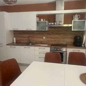 OTOK KRK, PINEZIĆI - Apartman s u prizemlju s pogledom na more