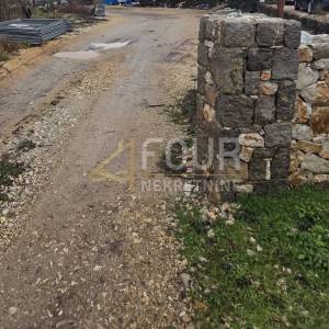 Otok Krk, Vrbnik - okolica, građevinsko zemljište, 916m2