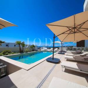 Otok Pag luksuzna vila sa pogledom na more