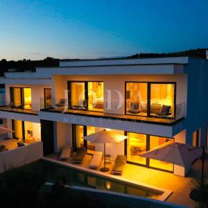 Otok Pag luksuzna vila sa pogledom na more