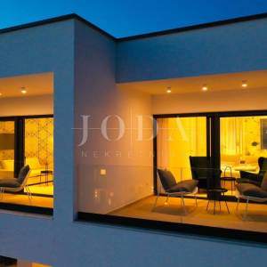 Otok Pag luksuzna vila sa pogledom na more