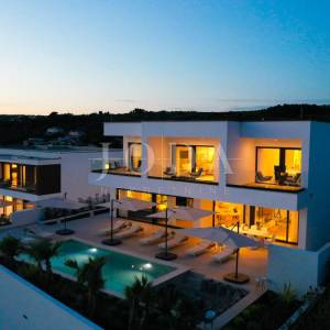 Otok Pag luksuzna vila sa pogledom na more