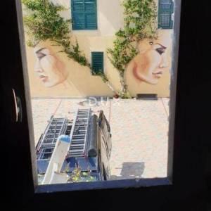 OTOK PAG, NOVALJA - villa s 20 apartmana udaljena samo 300 metara od mora! PRILIKA!