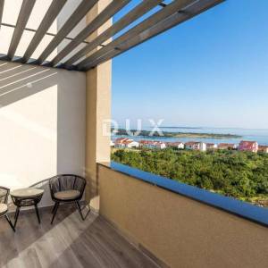 OTOK PAG, NOVALJA - Vrhunska investicija: luksuzna vila s bazenom i pogledom na more