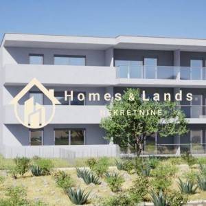 Pag,Povljana,2-soban stan 48,40m2 na 1katu s velikom terasom i PM