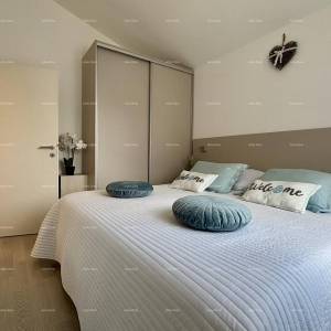 PEROJ – Moderni stan s pogledom na more — samo 800 m do plaže