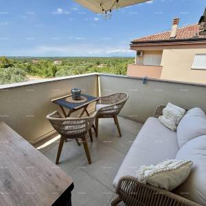 PEROJ – Moderni stan s pogledom na more — samo 800 m do plaže