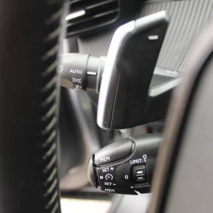 Peugeot 2008 1.2 Puretech AUTOMATIK