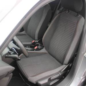 Peugeot 2008 1.2 Puretech AUTOMATIK