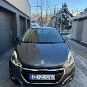PEUGEOT 208 //107tkm//prvi vlasnik//HR auto//klima//odličan//
