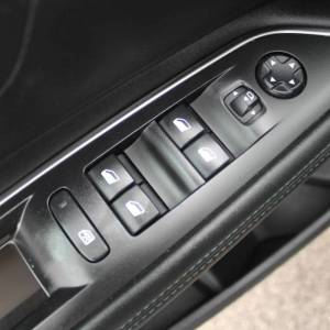 Peugeot 3008 1.5 HDi AUTOMATIK Allure *LED, NAVIGACIJA, KAMERA*