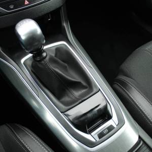 Peugeot 308 1.2 Puretech *NAVIGACIJA*