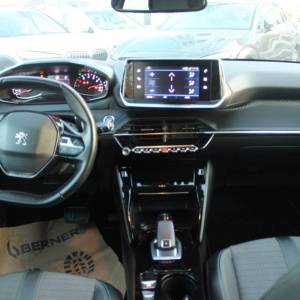 Peugoet 208 1.2 Puretech AUTOMATIK Allure *LED, NAVIGACIJA, KAMERA*