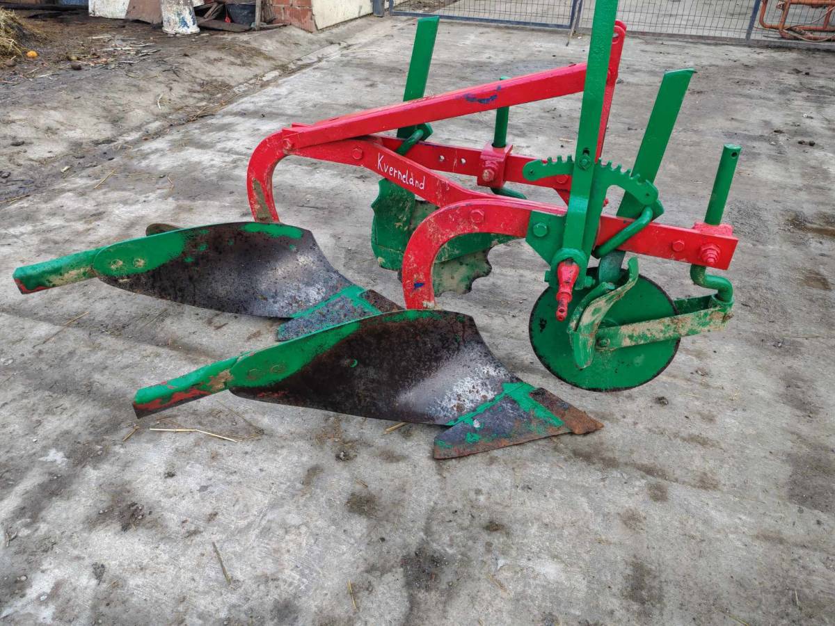 Plug Slavonac 12 cola