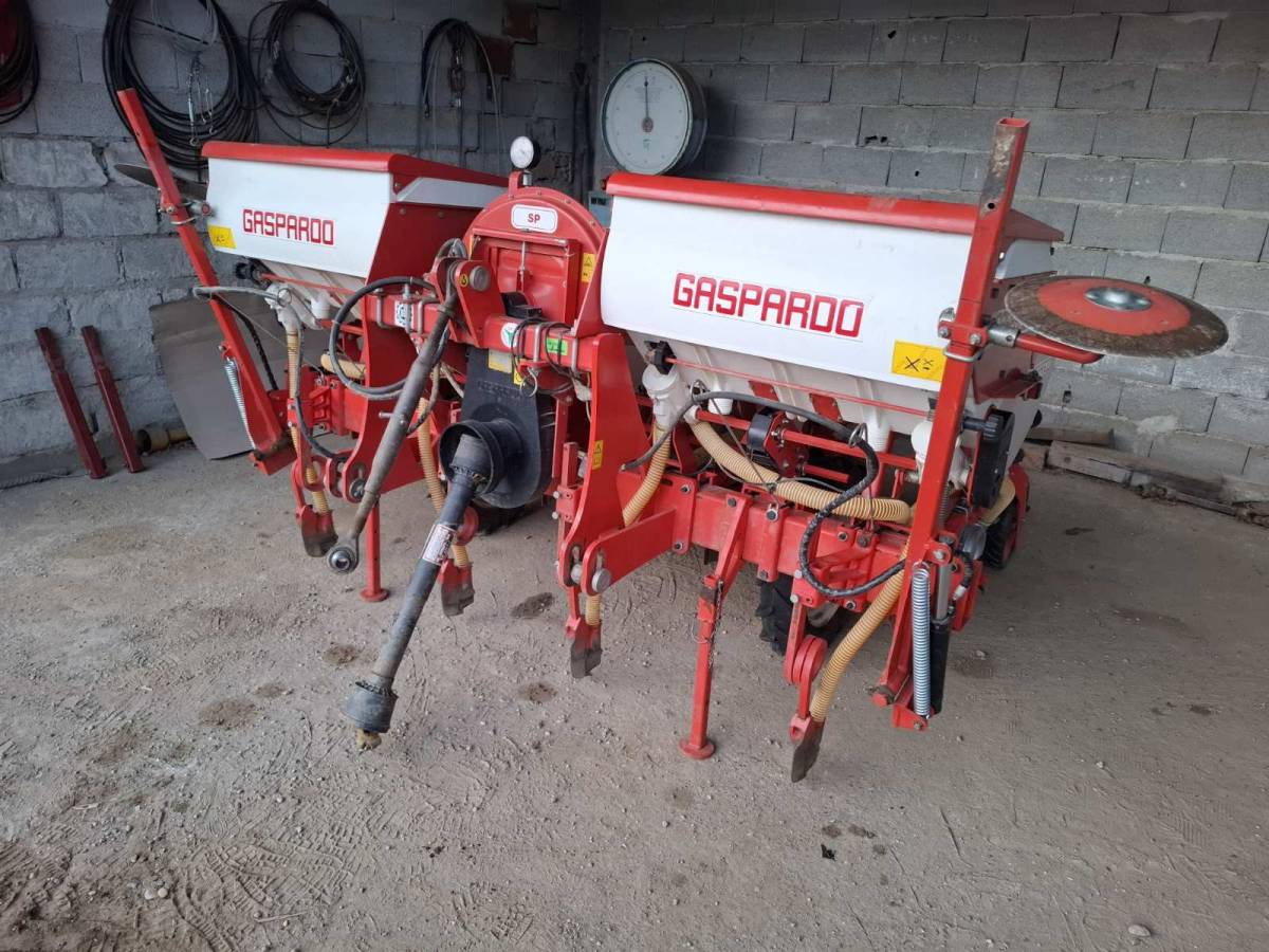 Pneumatska sijačica za kukuruz Gaspardo 4 reda