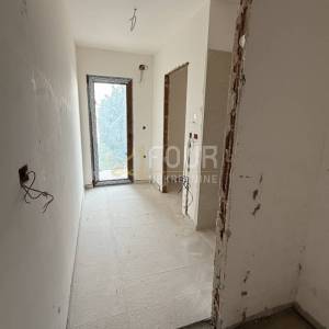 Poljane, samostojeća kuća s bazen, 300m2