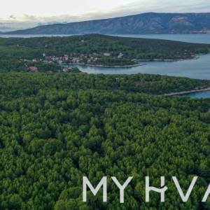 Poljoprivredno zemljište u blizini Basine