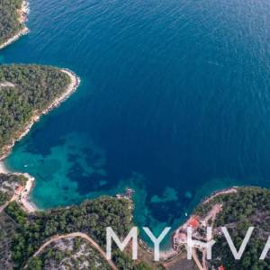 Poljoprivredno zemljište u blizini uvale Medvidina #2