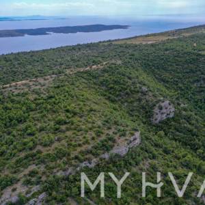 Poljoprivredno zemljište kod sela Humac