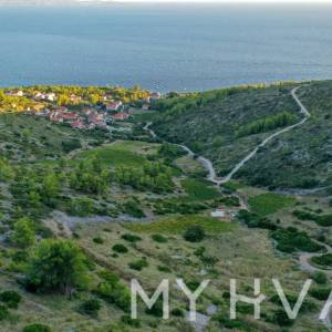 Poljoprivredno zemljište iznad Ivan Dolca