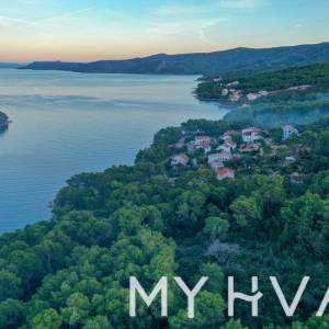 Poljoprivredno zemljište u Vitarnji u blizini mora