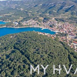 Poljoprivredno zemljište u Jelsi #3