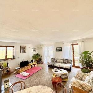 Pomer, Kuća 246 m² s okućnicom