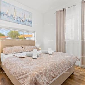 Pomer. Nova samostojeća prizemnica sa bazenom.