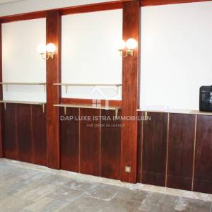 Poreč Poslovni prostor 40m2 frekventna lokacija