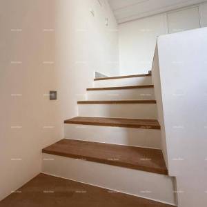 POREČ, Renovirana kamena kuća s pogledom na more