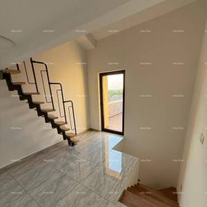 POREČ, Renovirana kamena kuća s pogledom na more