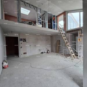 Poreč, stambeno poslovni objekt u gradnji sa apartmanima i podzemnim garažama