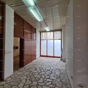 Poslovni prostor na prodaju – Veruda, Pula