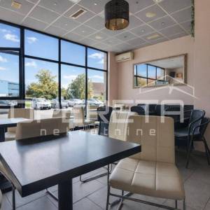 Poslovni prostor sa terasom i spremištem, tržnica i centar Oroslavja
