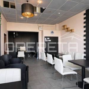 Poslovni prostor sa terasom i spremištem, tržnica i centar Oroslavja
