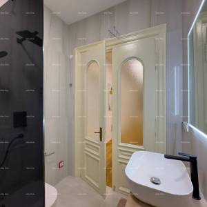 Predivan, renovirani stan u strogom centru, na gradskoj tržnici, Pula!