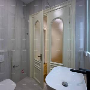 Predivan, renovirani stan u strogom centru, na gradskoj tržnici, Pula!