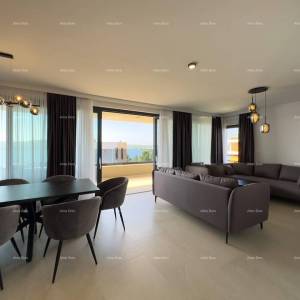 Predivan stan u Medulinu sa garažom. 100 METARA DO MORA I PLAŽE.