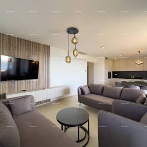 Predivan stan u Medulinu sa garažom. 100 METARA DO MORA I PLAŽE.