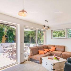 Predivna kuća u Novigradu!