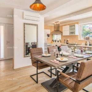 Predivna kuća u Novigradu!