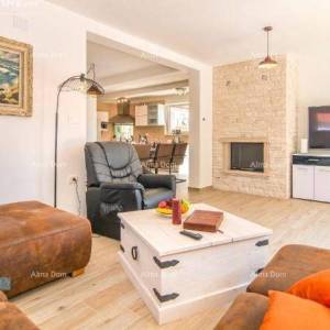 Predivna kuća u Novigradu!