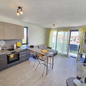 Prekrasan stan u Medulinu, 1000 m od mora - idealan za život na obali!