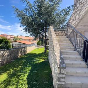 Prekrasna kuća s bazenom u Puli,  idealna za obitelj ili investiciju