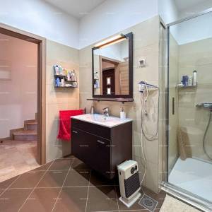 Prekrasna kuća s bazenom u Puli,  idealna za obitelj ili investiciju