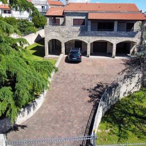 Prekrasna kuća s bazenom u Puli,  idealna za obitelj ili investiciju