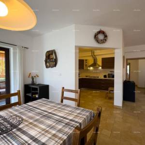 Prekrasna kuća s bazenom u Puli,  idealna za obitelj ili investiciju