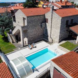 Prekrasna kuća s bazenom u Puli,  idealna za obitelj ili investiciju